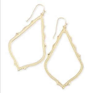 Kendra Scott Sophee Drop Earrings in Gold
